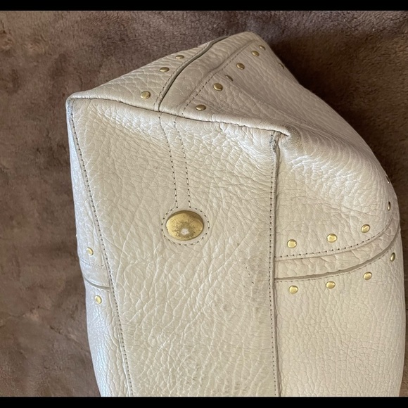 Kenneth Cole Ivory Thick Pebble Leather Studs Satchel Handbag Purse PRE-OWNED - Picture 4 of 9